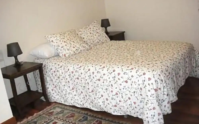 Santiago de Compostela 100140 2 Bedroom Apartment by Mo Rentals