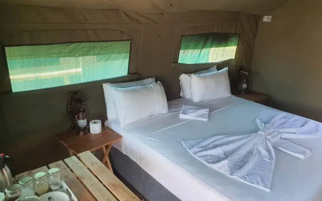 RiverScape Inn Tented Guest House