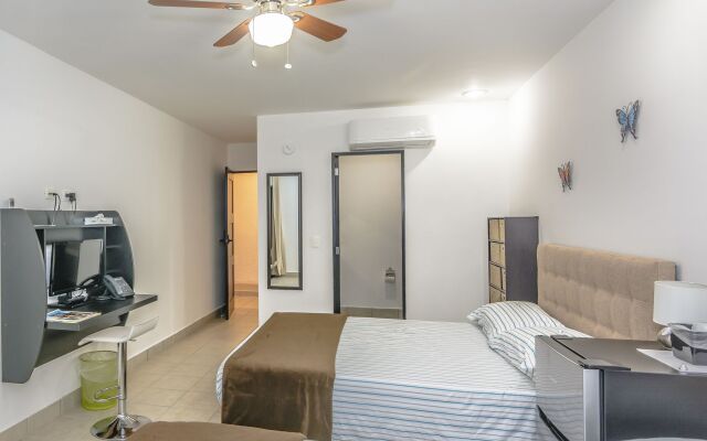 Отель Cabo Accomodations for Everyone Педрегал комната для гостей