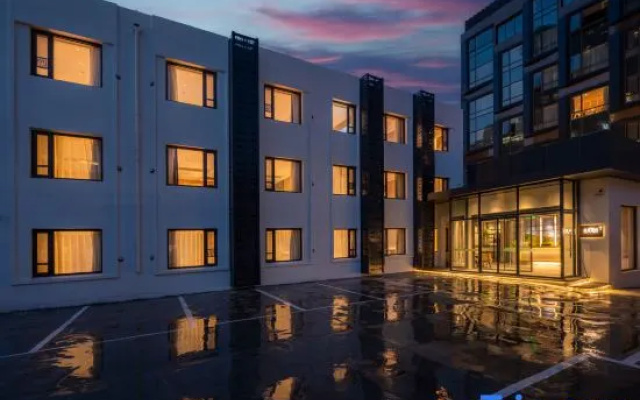 TRUE GO Hotel (Beijing Jianguomen Capital Pediatric Institute)