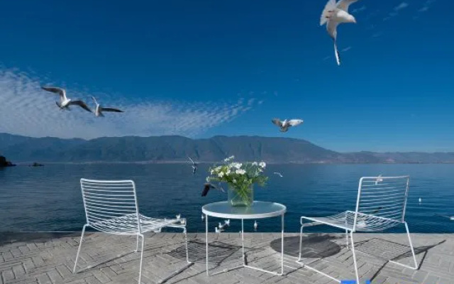 Tinghua Island Garden Resort