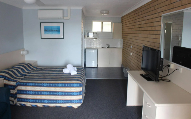 Dolphins Motel