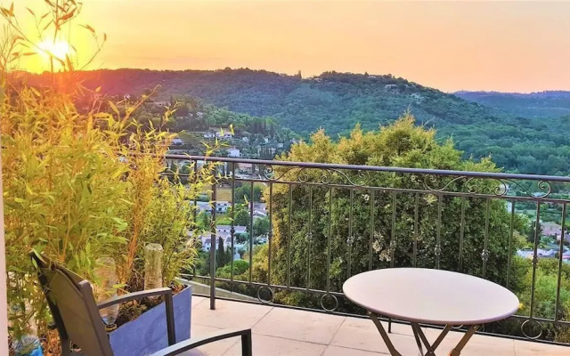 Villa Jacaranda