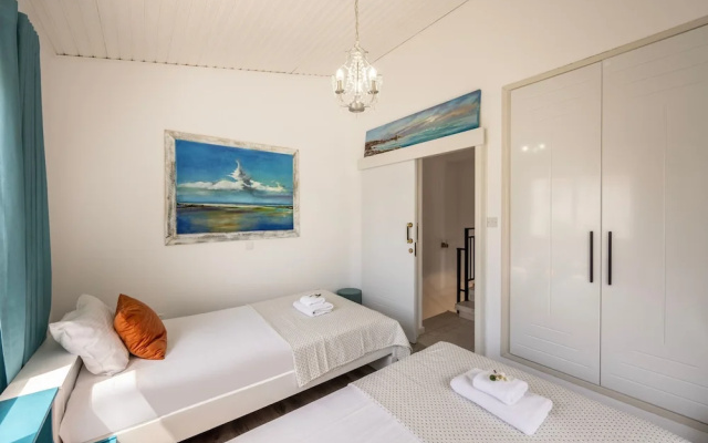 Larnaca Seaside Villa Marina 44