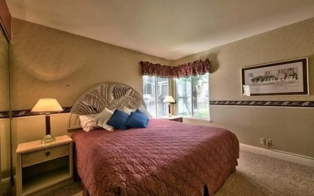 1673 Venice Drive 4 Bedroom Home
