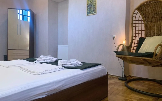 Anbani Hotel City Center