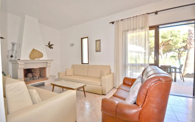 Close to Amenities, Free air Conditioning and Wi-fi