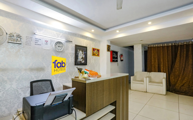 FabHotel Comfirt Inn