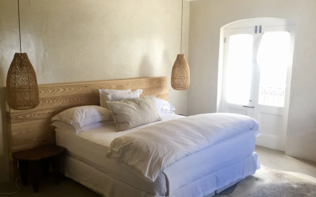 Auberge Burgundy Guest House