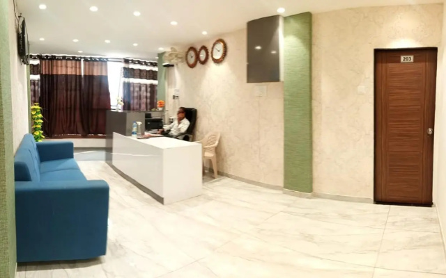 Hotel Mansarovar