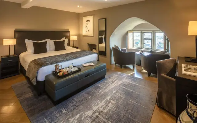 Roch Castle Hotel
