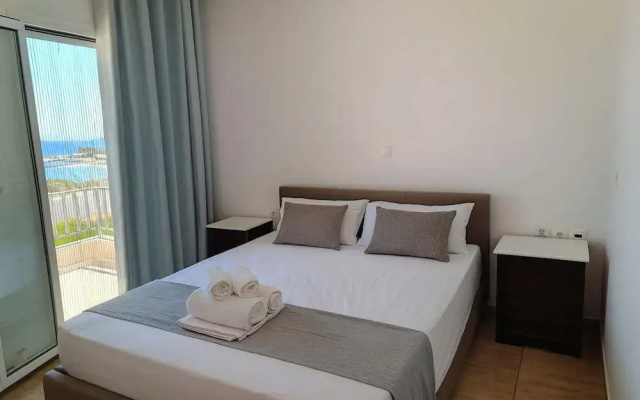 Beachfront Ela Luxury Stay With Jacuzzi Views