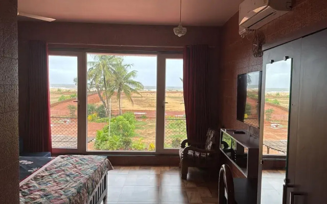 Rocky's Beach Stay