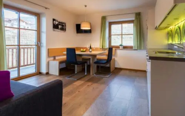 Apartments Gojer