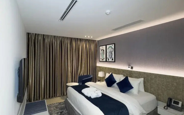 Blu Pearl Hotel & Residence