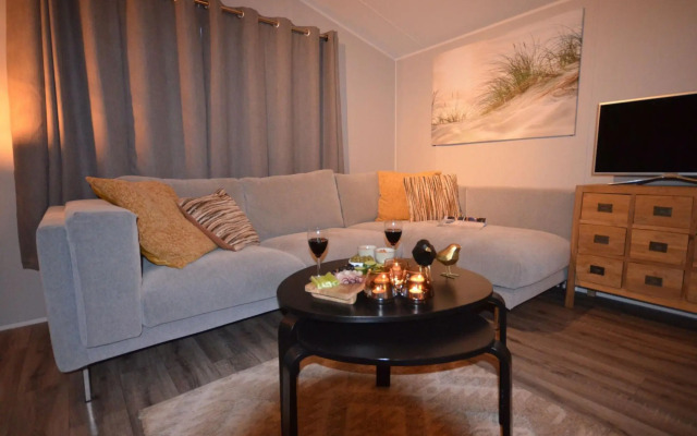 Chalet by Wadden Sea With Sunny Garden