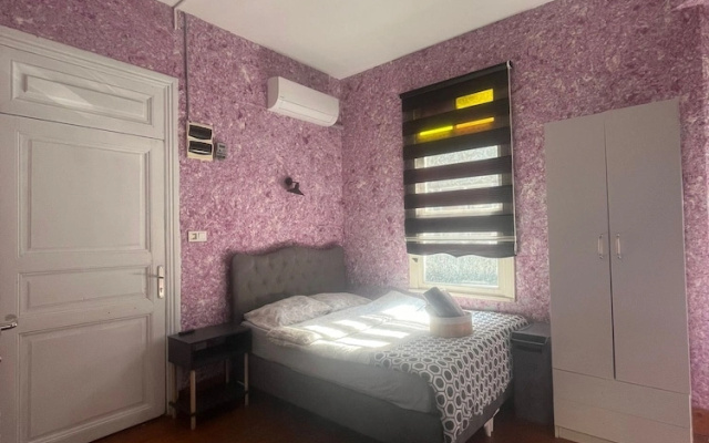Taksim Cinar Suit