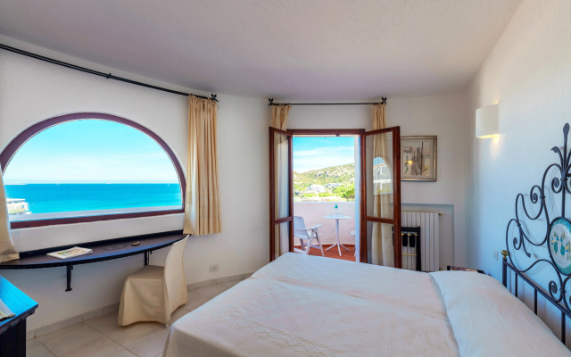 Hotel Punta Est