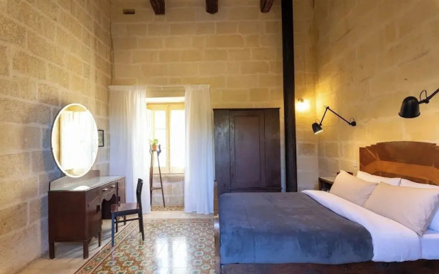 Ta' Nikola Farmhouse