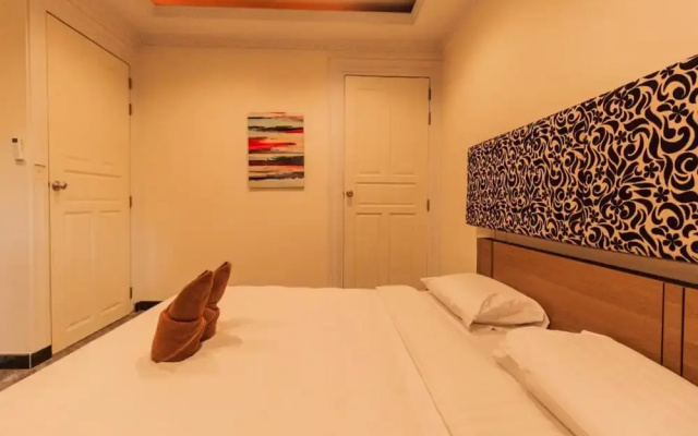 Jomtien Palace Pool Villa By Pattaya Sunny Rentals