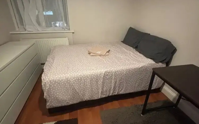 Stylish 1-bed Apartment- Sleeps 3 w/ Central Links