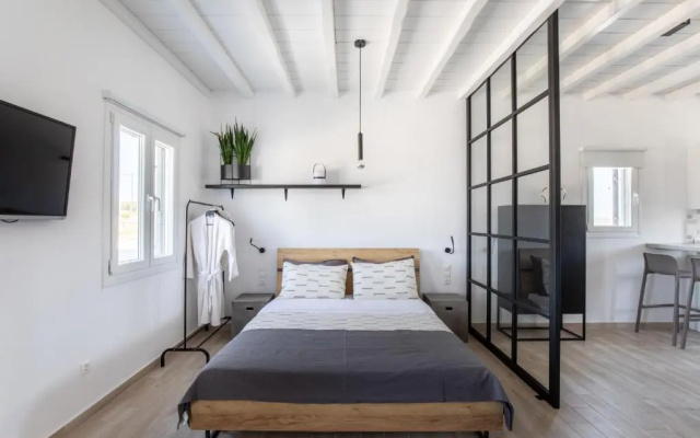 SilvAir I by Silvernoses, Mykonos