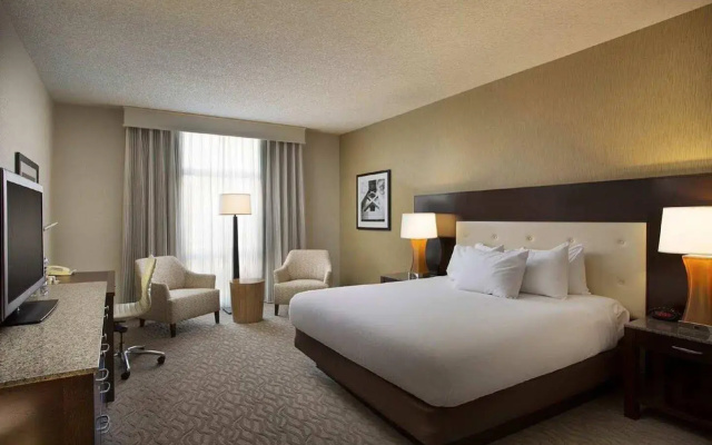 Hilton Oakland Airport Hotel