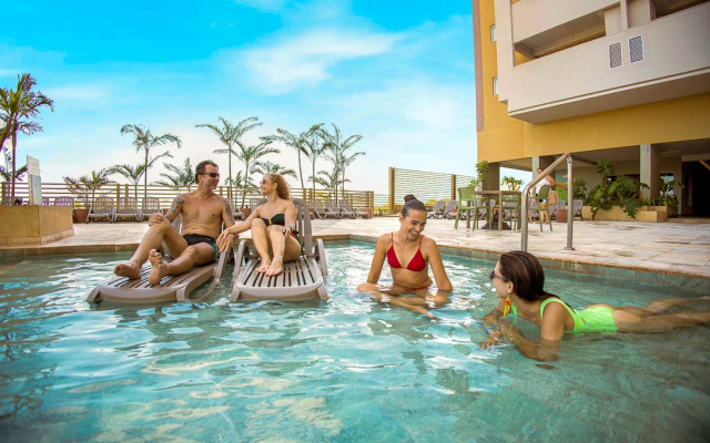 Hot Beach Suites Olímpia