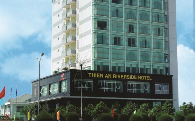 Thien An Riverside Hotel вид на фасад
