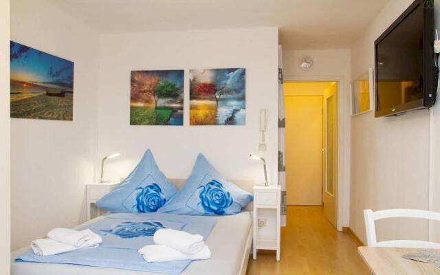 Апартаменты White Apartment Кёльн комната для гостей