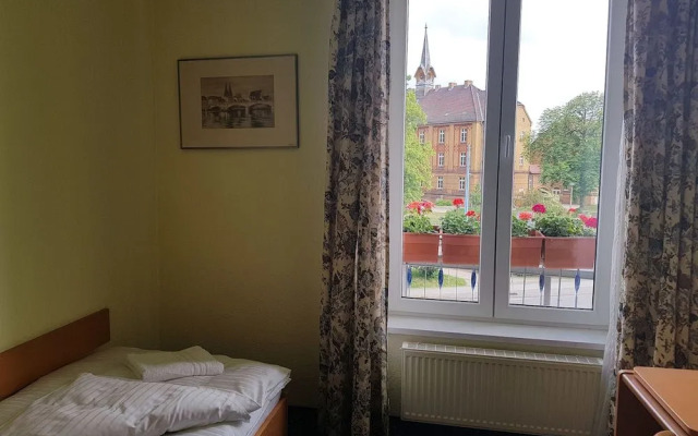 Hotel Altberesinchen