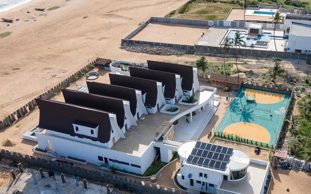 YOLO Island Resort