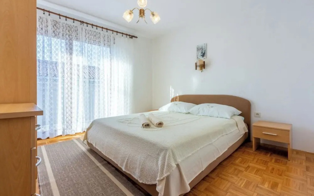 Apartments Josip