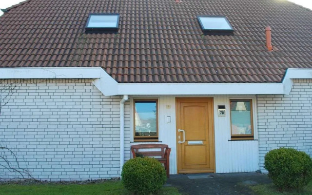 Tranquil Apartment in Ostseebad Kühlungsborn near Sea Beach