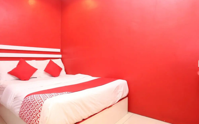 My New Home Hotel by OYO Rooms