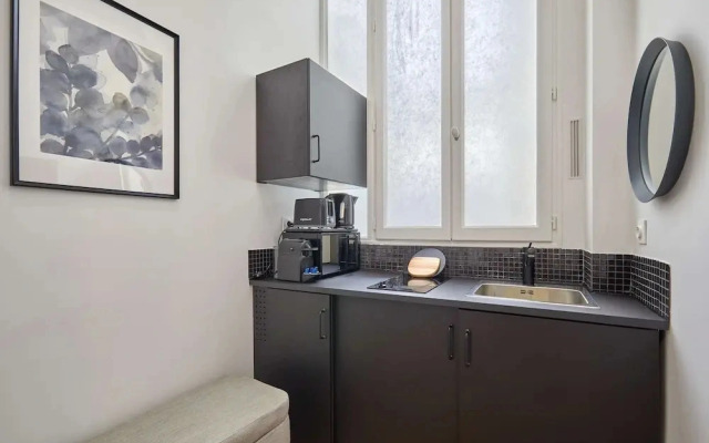 Modern Studio-faubourg Saint-honore