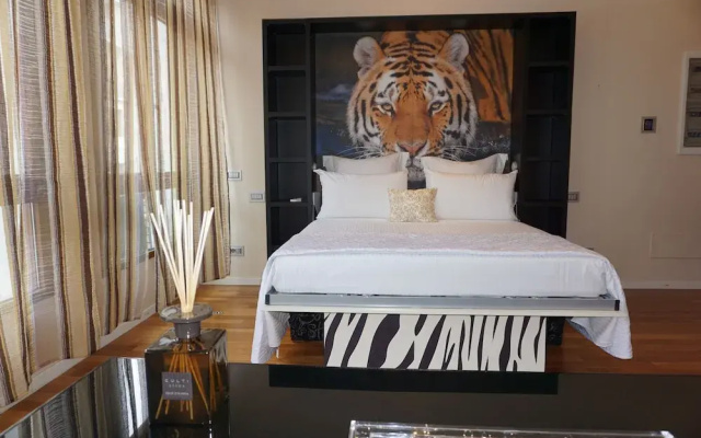 Gold Boutique Apartments