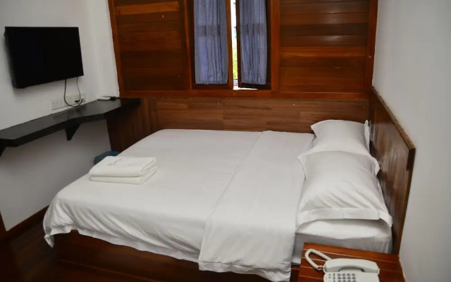 Hotel Five 2