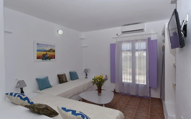 Analypsi Houses