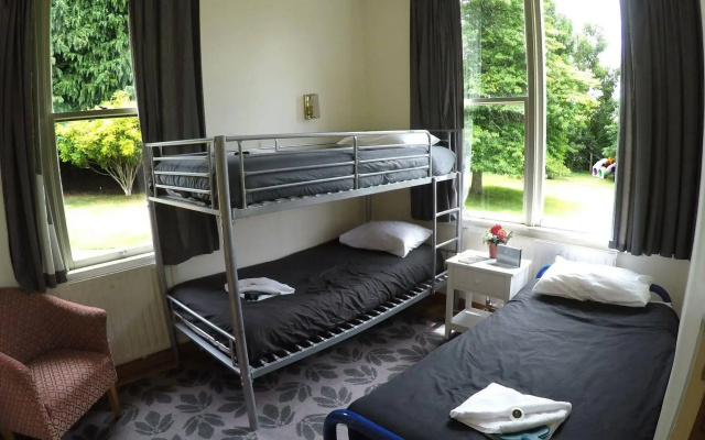 Snowy Waters Lodge & Tours