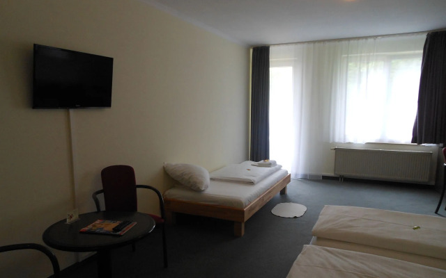Garden Hotel