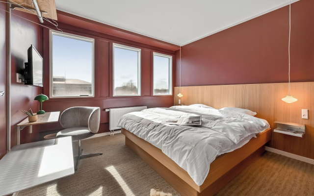 The Break Hotel