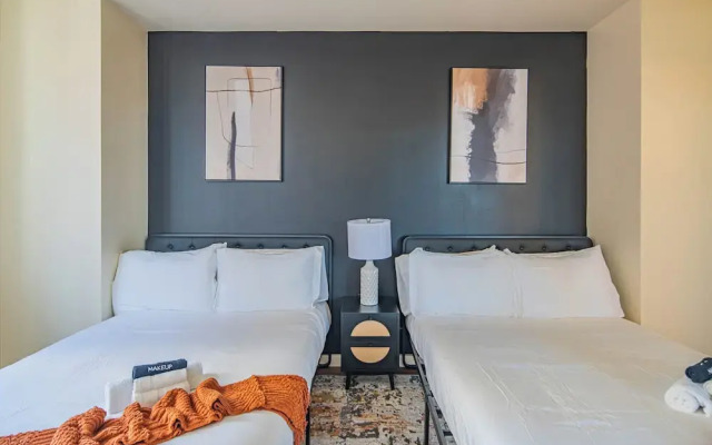 ROVE LIVING/KL - 44 Monroe