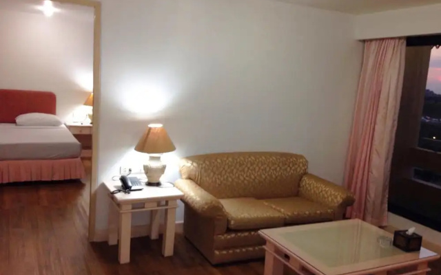 Lee Place Hotel