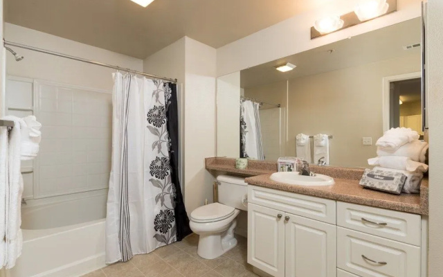 Bluebird Suites in Santa Clara