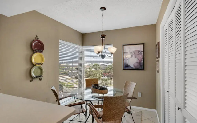 Inlet Reef Club 219