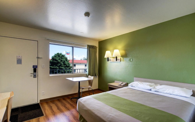 Econo Lodge Midvale