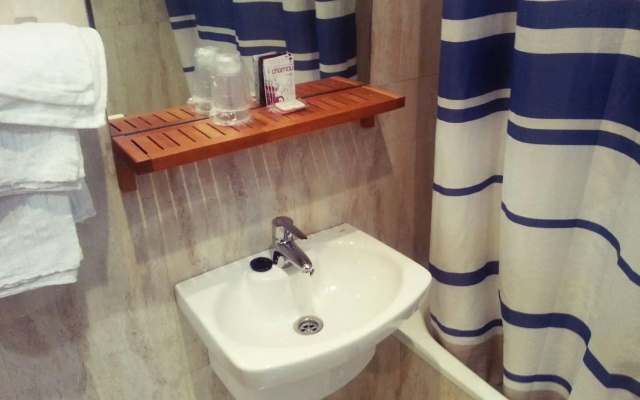 Hostal Avenida