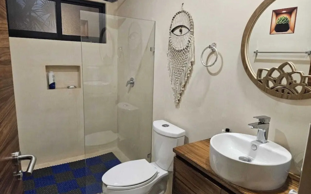 Elegant 1 Bedroom - 1 bathroom Apartment