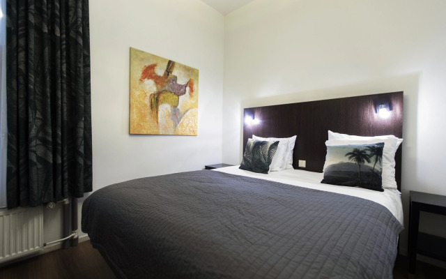 Quentin Canal House Hotel
